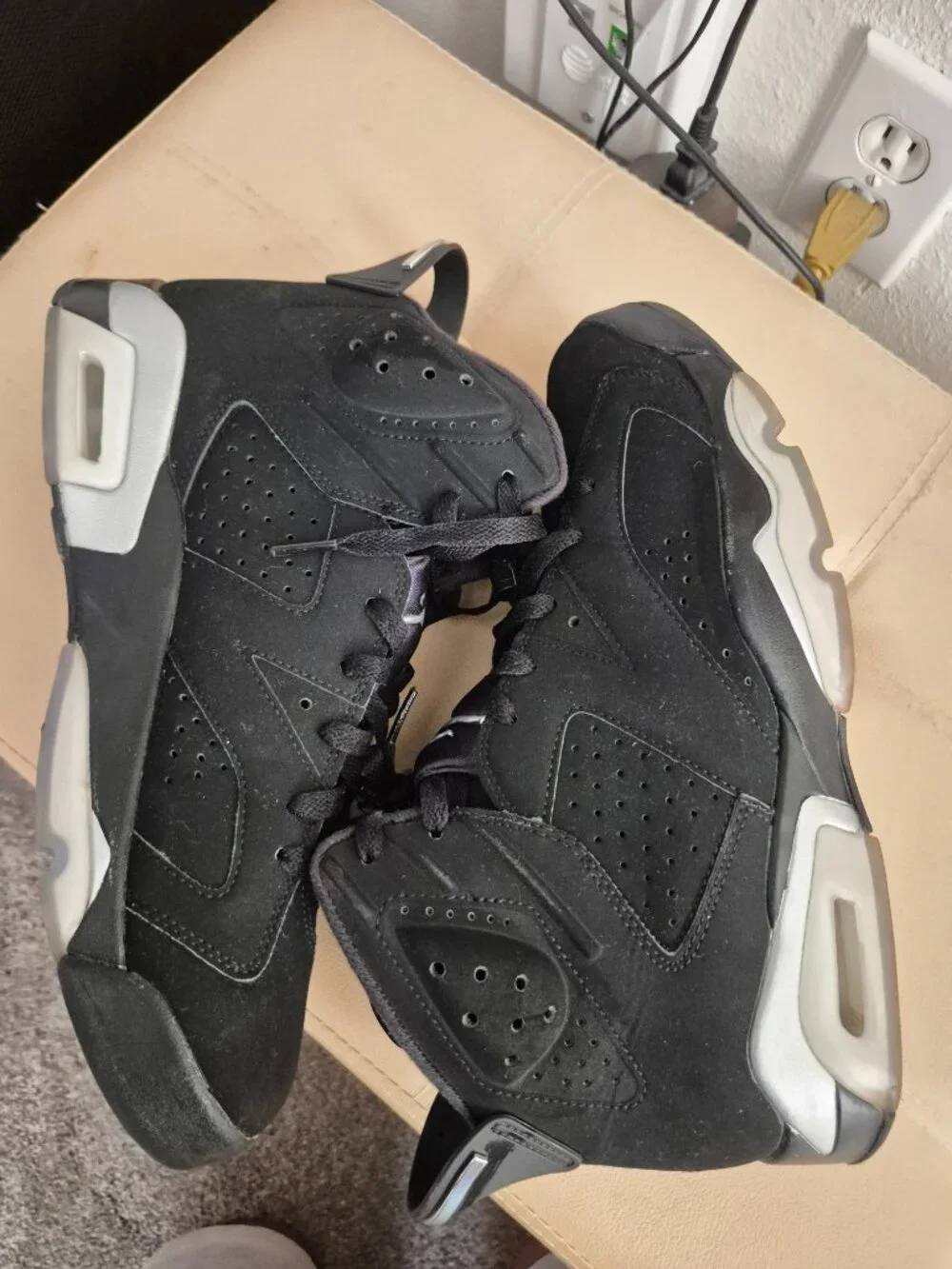 JORDAN 6 CHROME